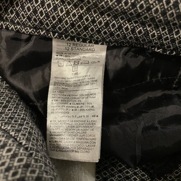 Old Navy Womens Black & White Diamond Pattern Mid-Rise Pixie Pants Size 12 - Picture 4 of 5